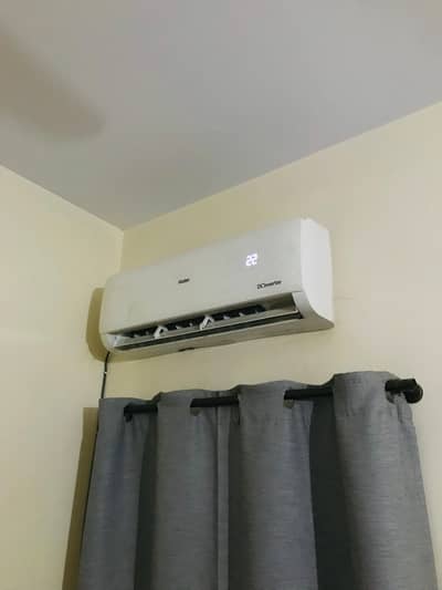 haier 1 ton ac DC inverter