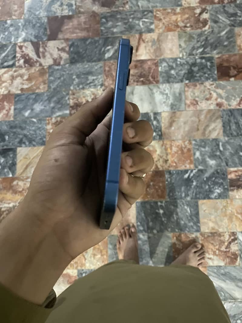 Iphone 13 2