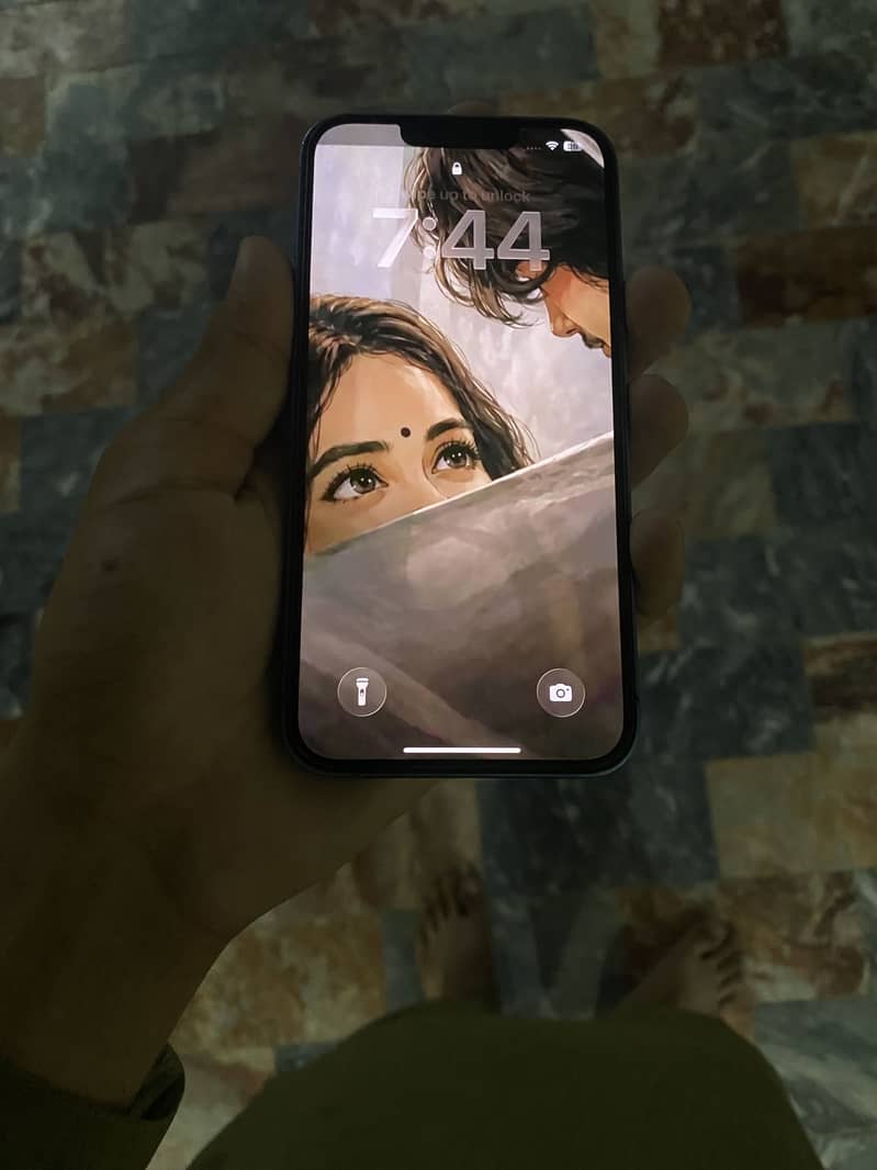 Iphone 13 4