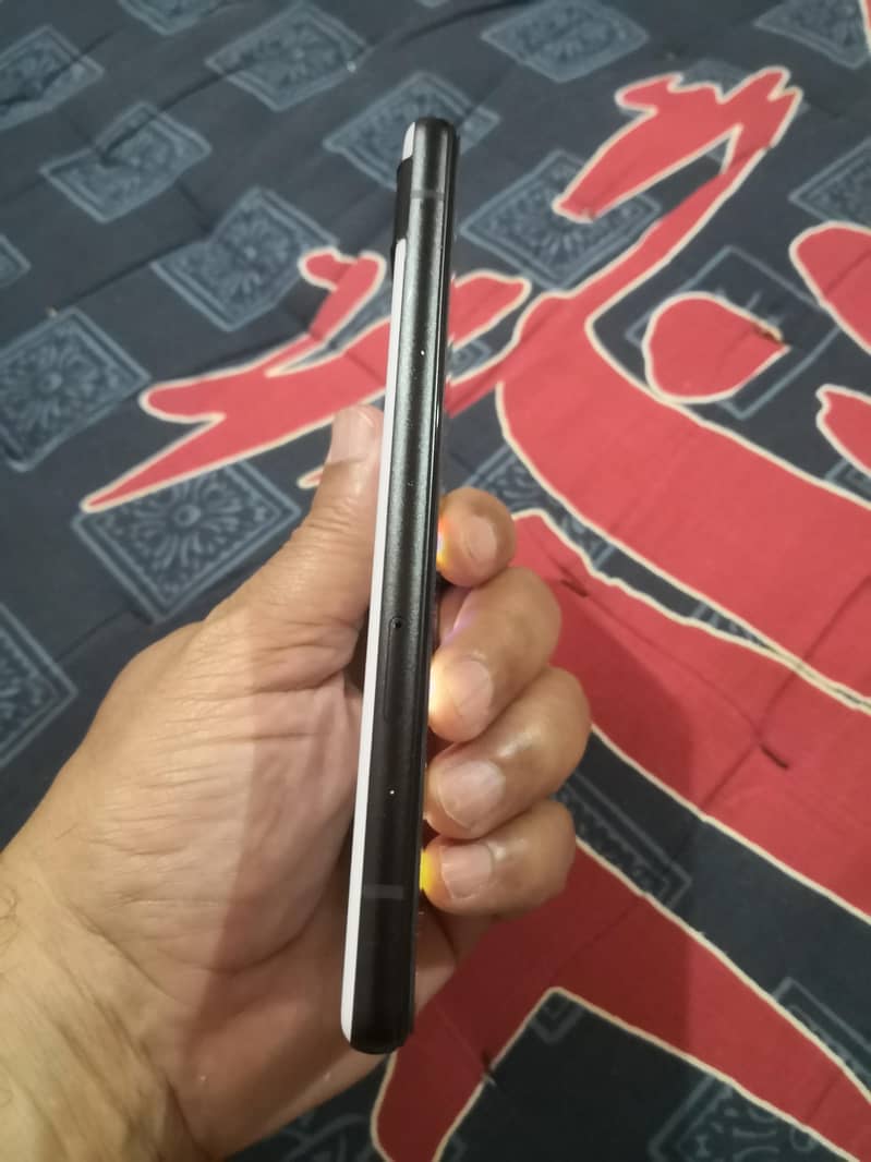 Google pixel 6a 5