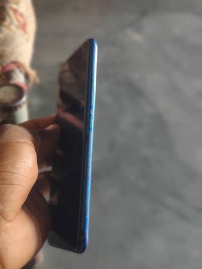 4/64 Infinix