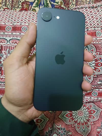 IPhone 16e JV
