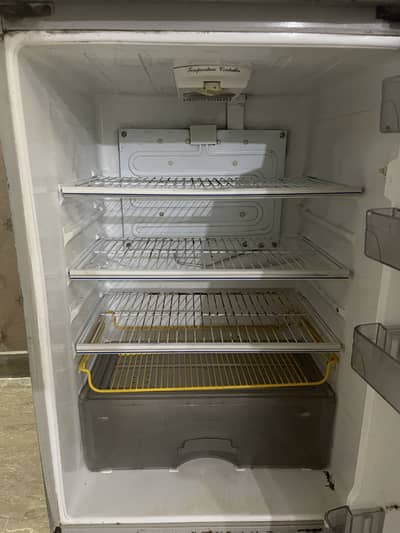 Dawlance fridge