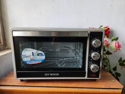 Skywood Baking Oven & Rotisserie – 1.5 Months Used (In Warranty)