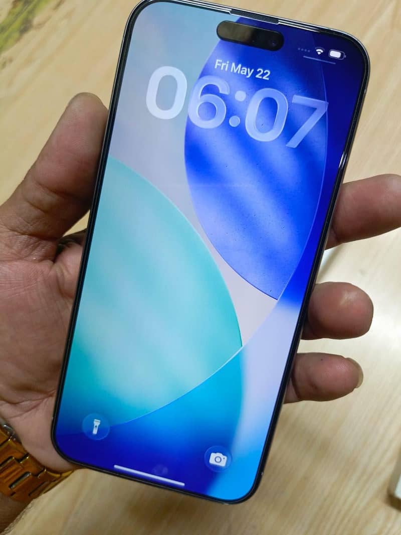 Iphone 15 pro max 9