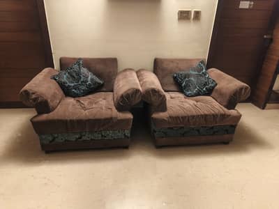 sofa in good condition