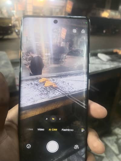 vivo comon 40 pro 8+8 256
