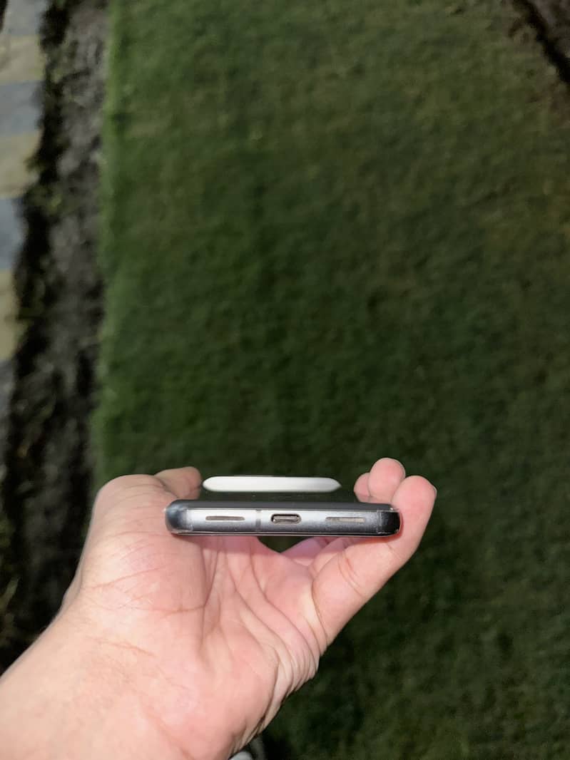 Google pixel 8 1