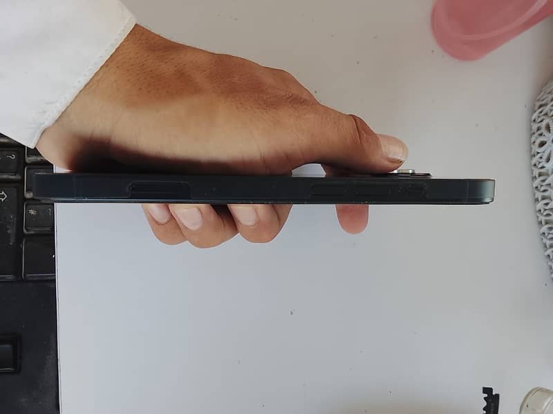 IPHONE 13 1