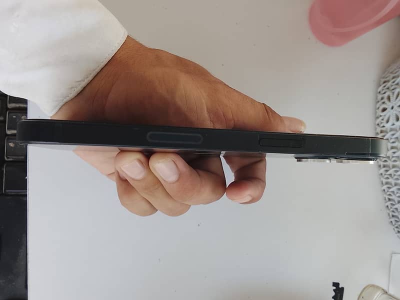 IPHONE 13 3