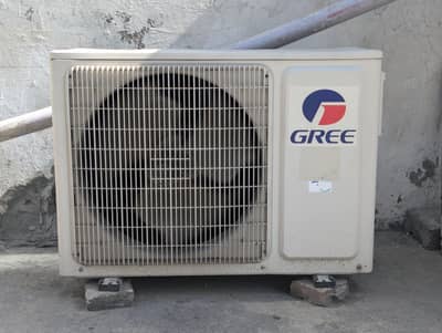 Gree 1.5 ton AC in very good condition