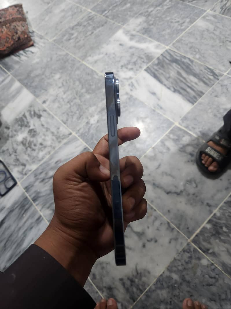 iPhone 2
