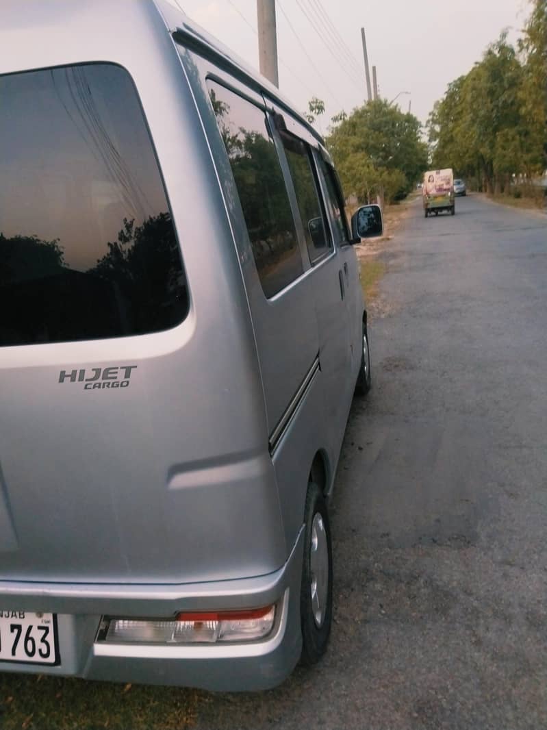 Hijet 12