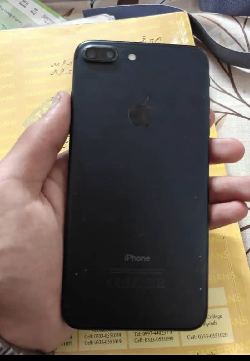 Apple iPhone 7 Plus 2