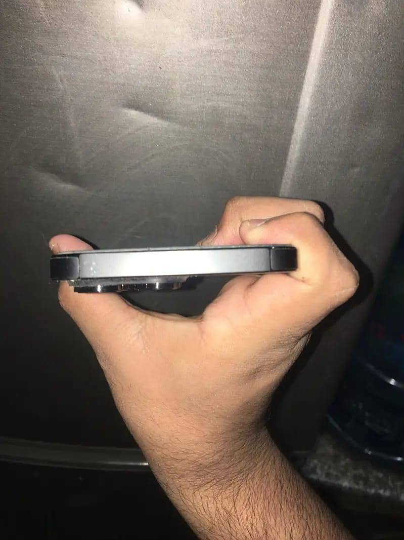 Apple iPhone 14 Pro Max 5