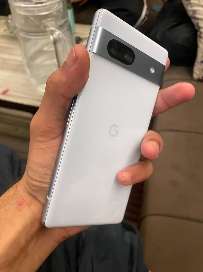 Google pixel 7a 2