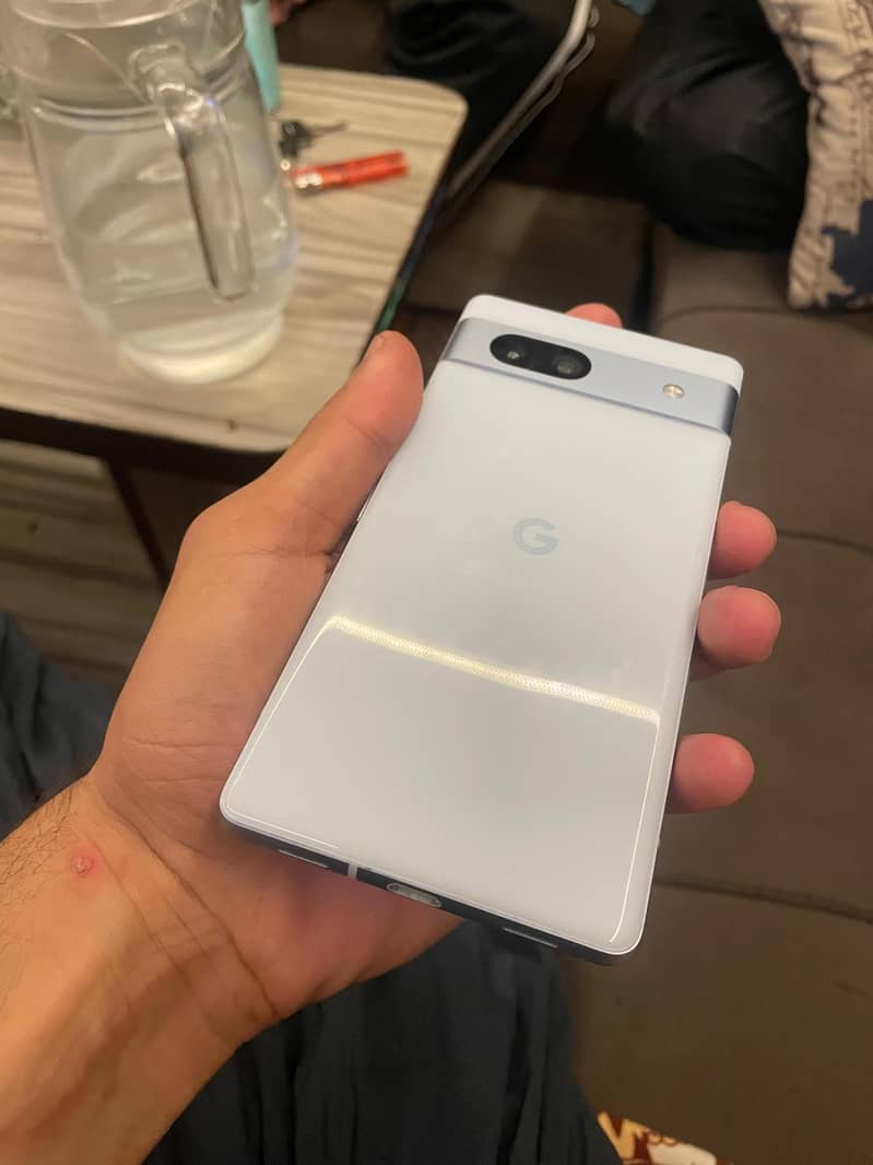 Google pixel 7a 6
