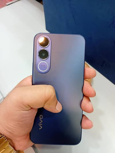 Vivo v70 fe 5g 8 256