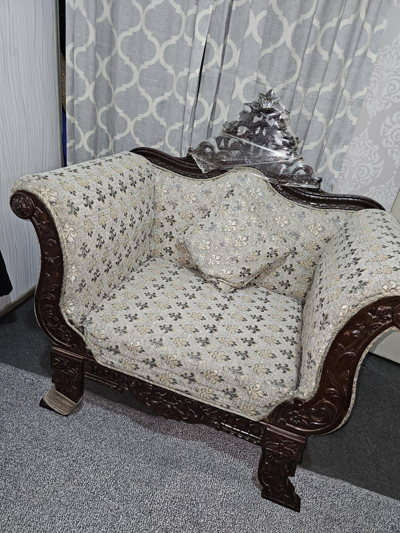 Chinioti 5 Peter sofa set 0
