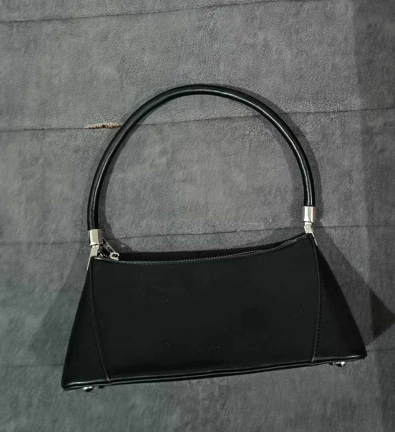 NA-KD UK branded bag 0