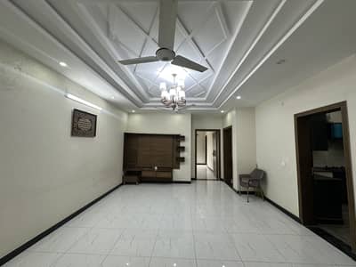 10 Marla Luxury Upper Portion For Rent With Gas