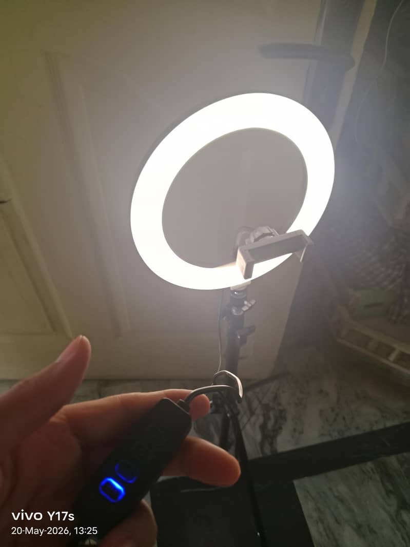 Ring light 0
