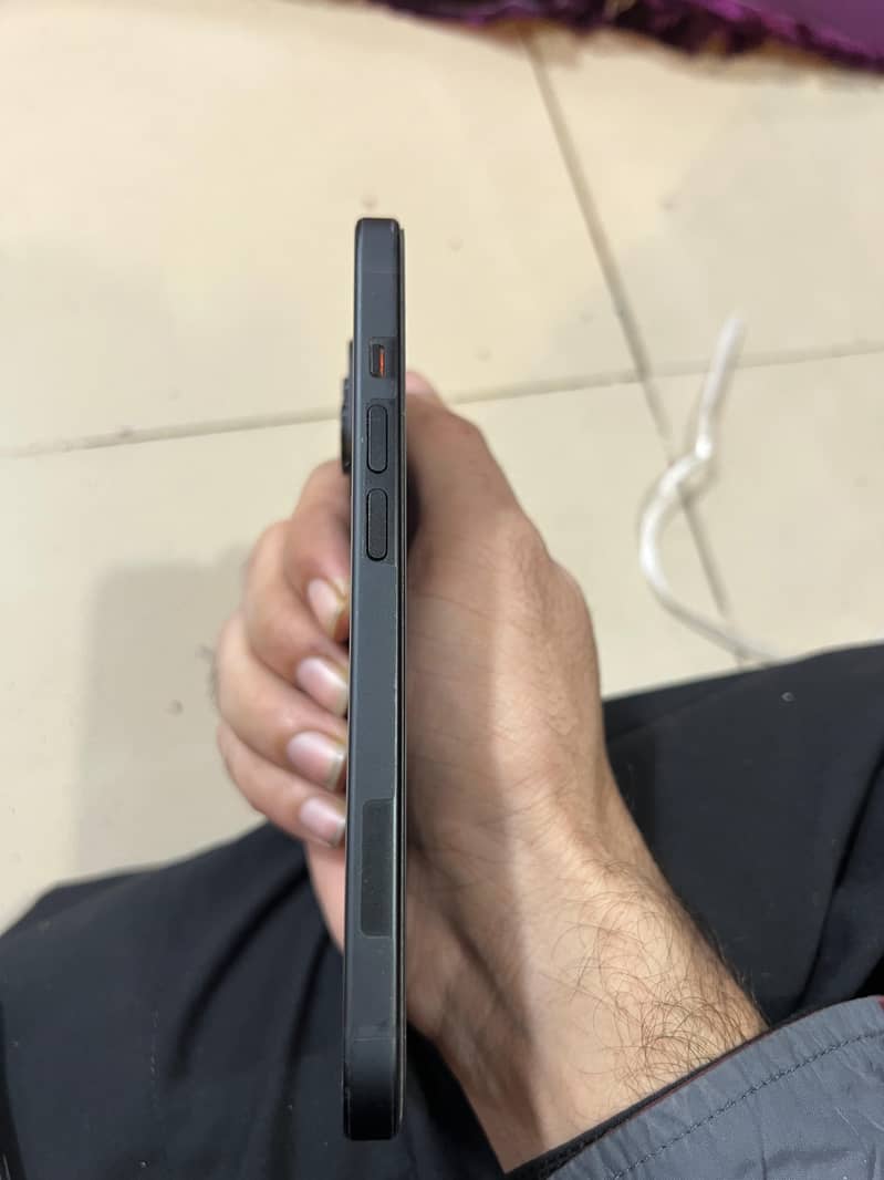 iPhone 15 1
