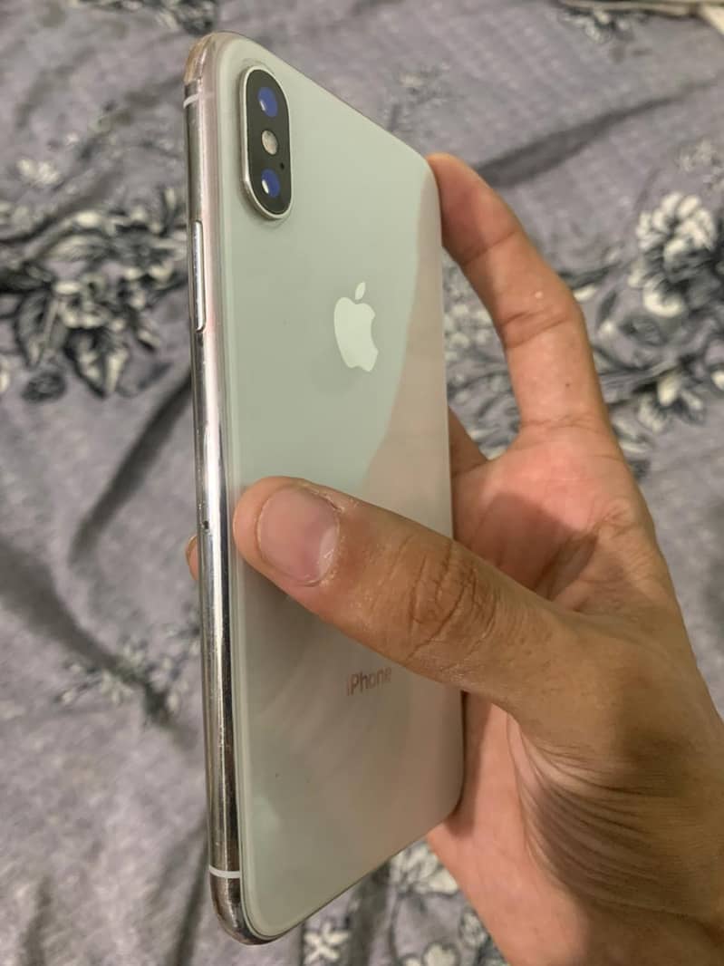 Apple iPhone X 2