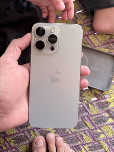 Apple iPhone 15 Pro Max