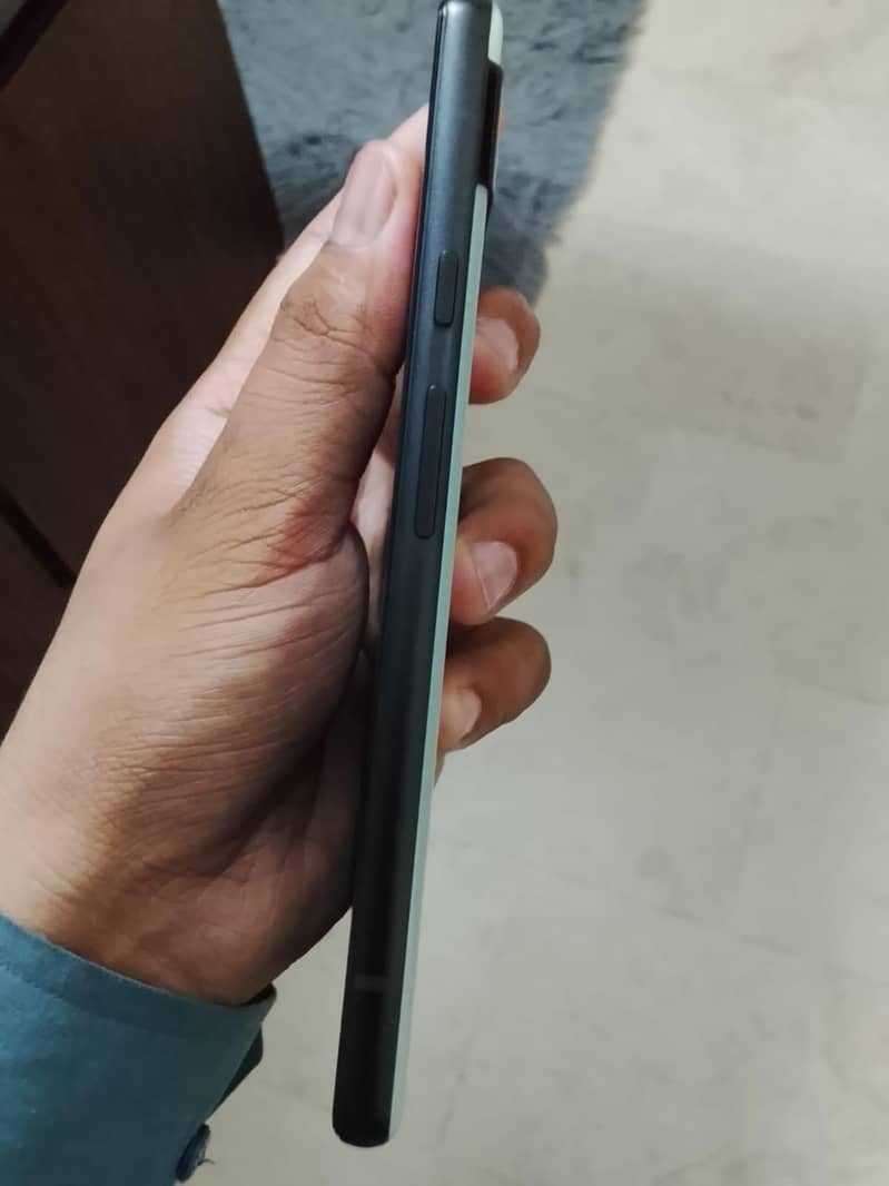 Google Pixel 6a 1
