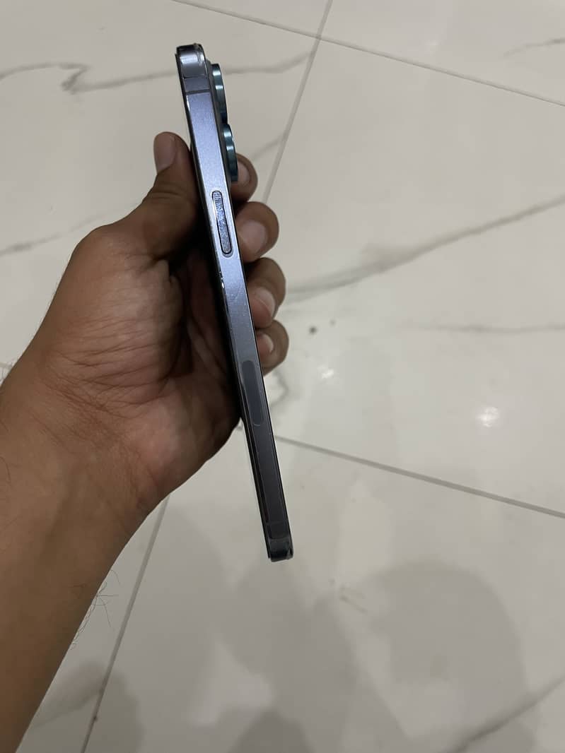 iPhone 13 Pro Max 3