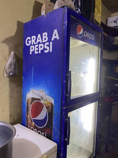 Pepsi chiller 550 litter