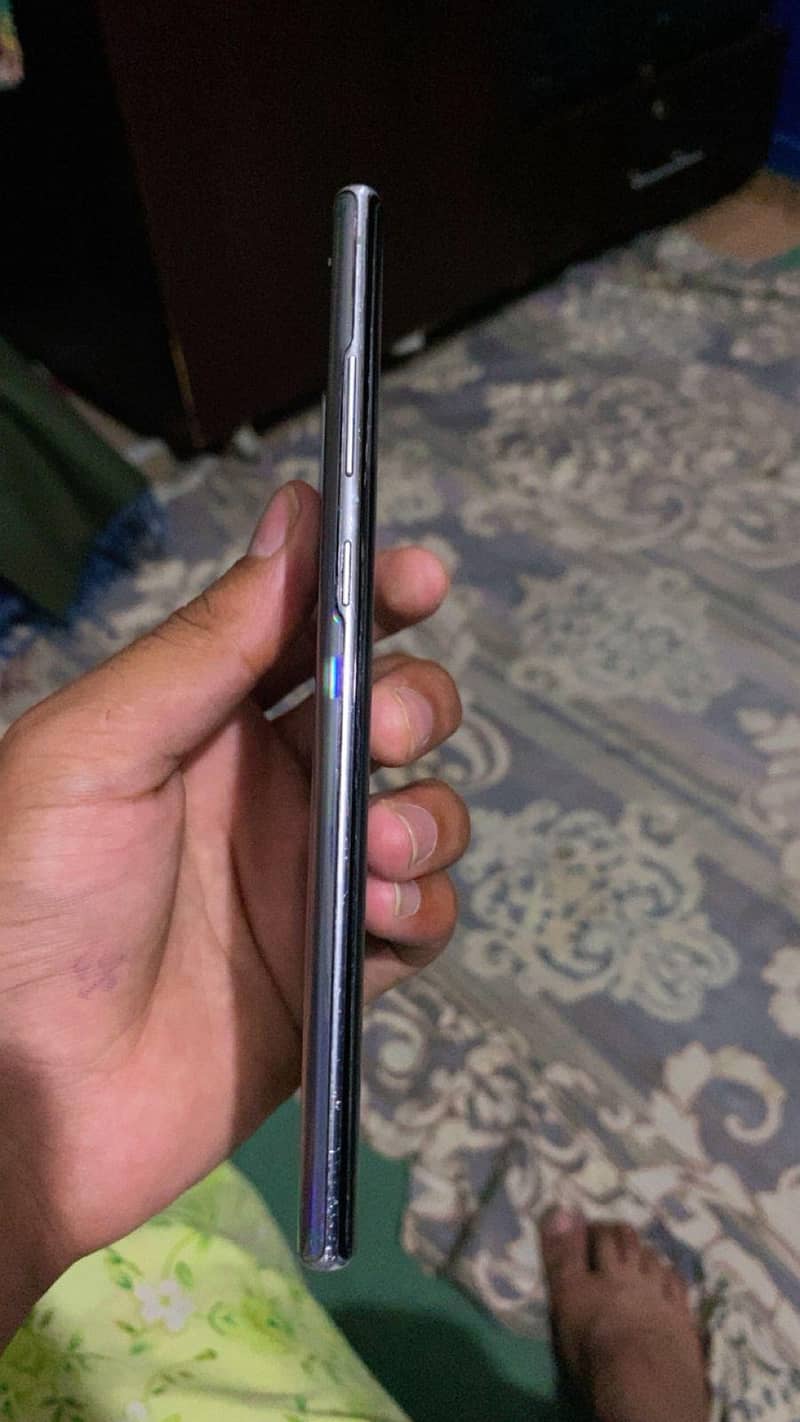 Samsung Note 10 plus 3