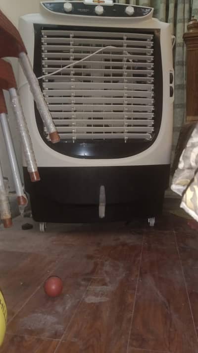 almost new condition air cooler