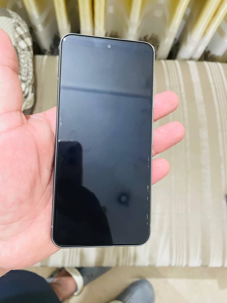 Google Pixel 8 1