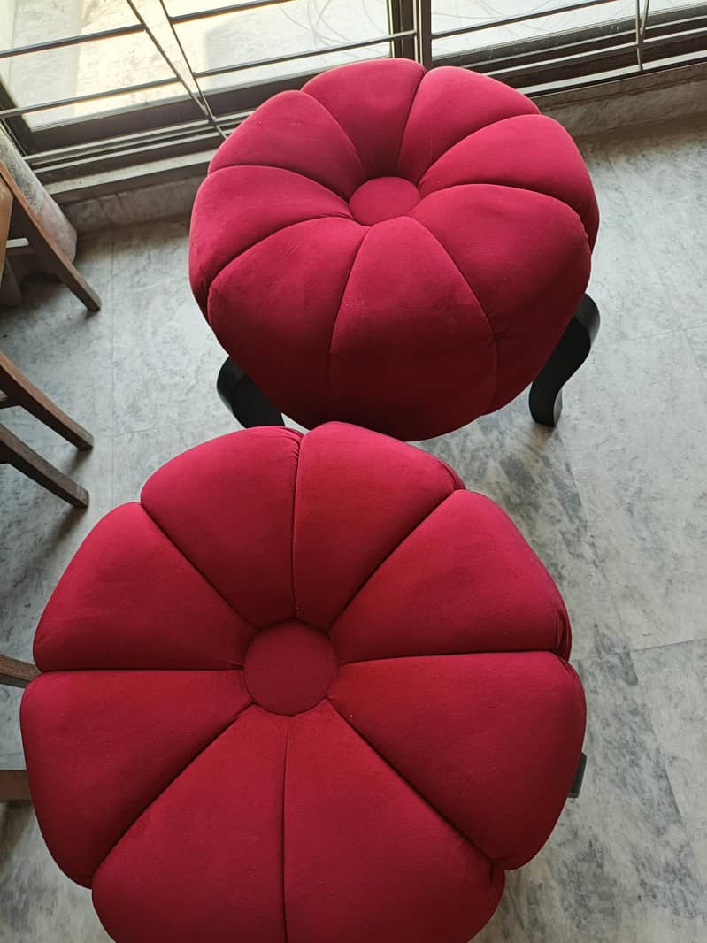 sunflower stools 0