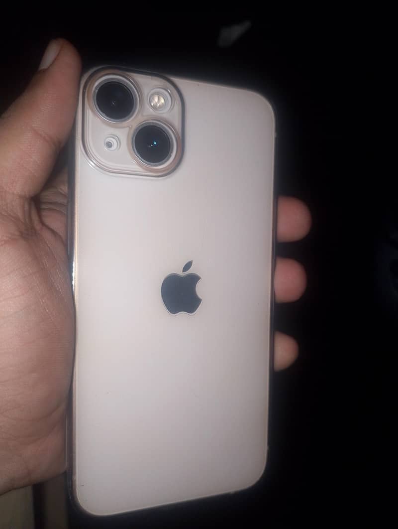 Apple iPhone 13 0