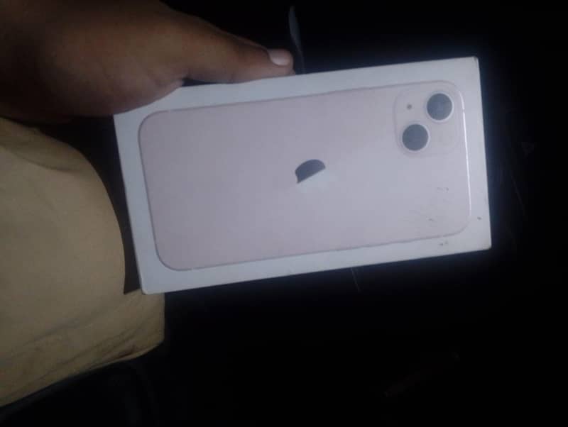 Apple iPhone 13 2