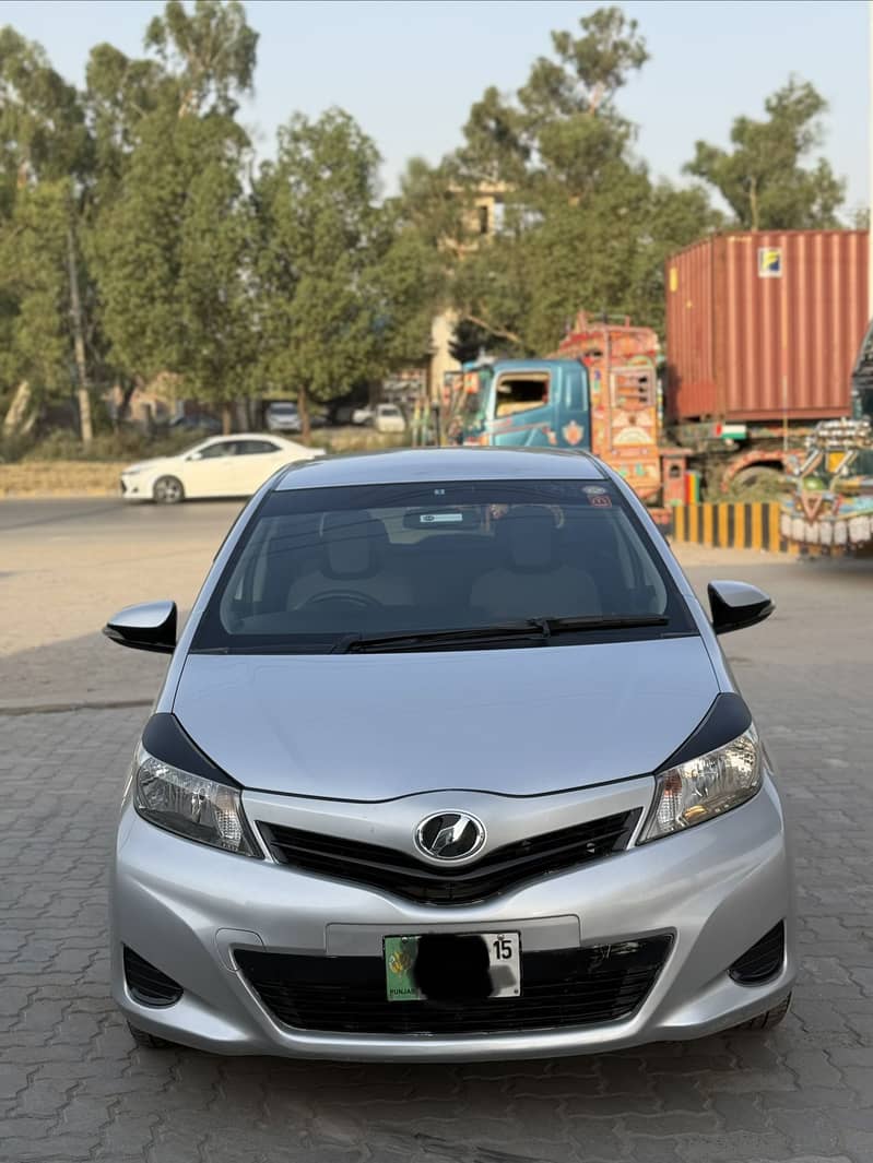 Vitz 2011 0