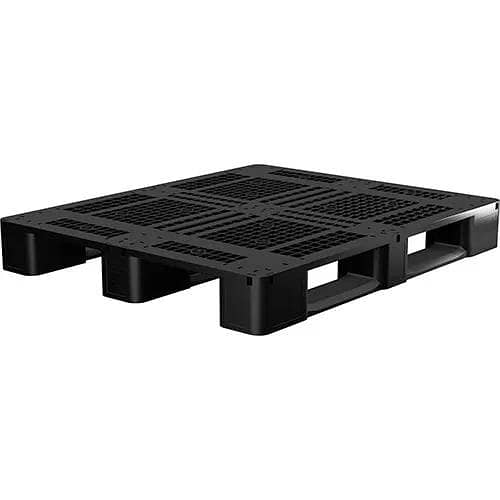 plastic pallets 1
