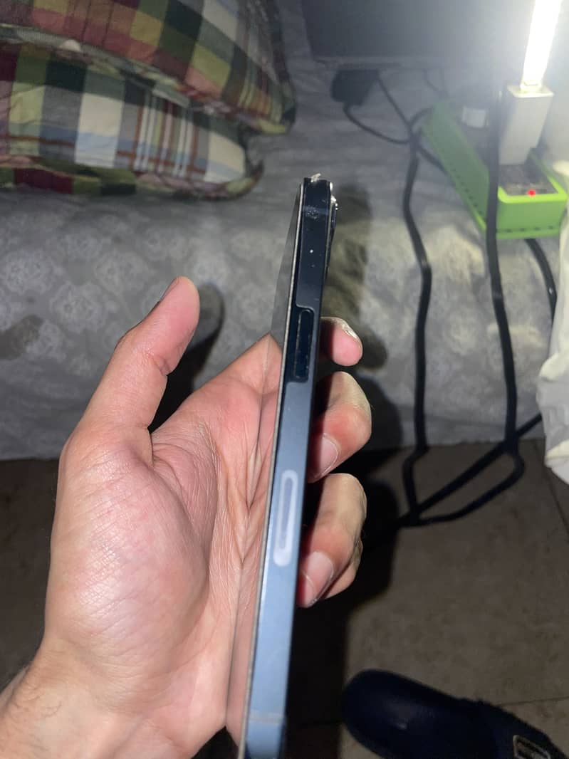 Iphone 13 jv 3