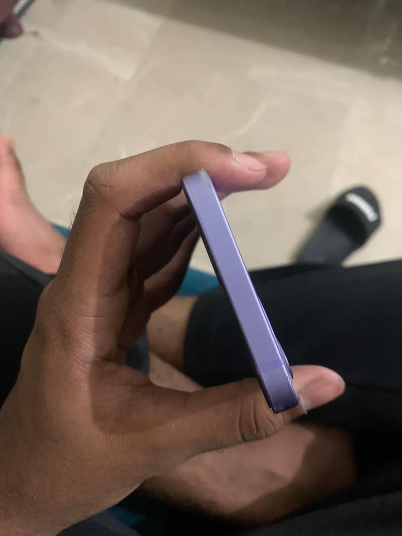 Iphone 12 3