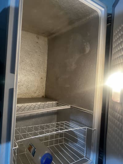 Deep freezer