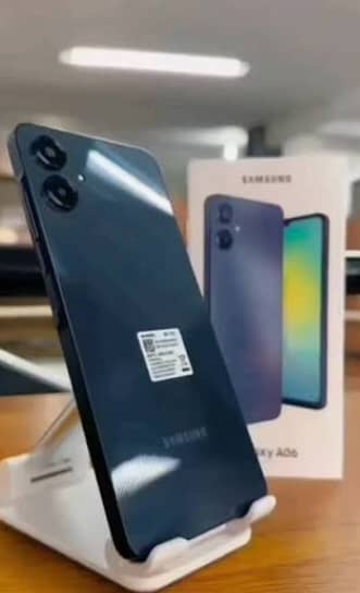 Samsung Mobile A06