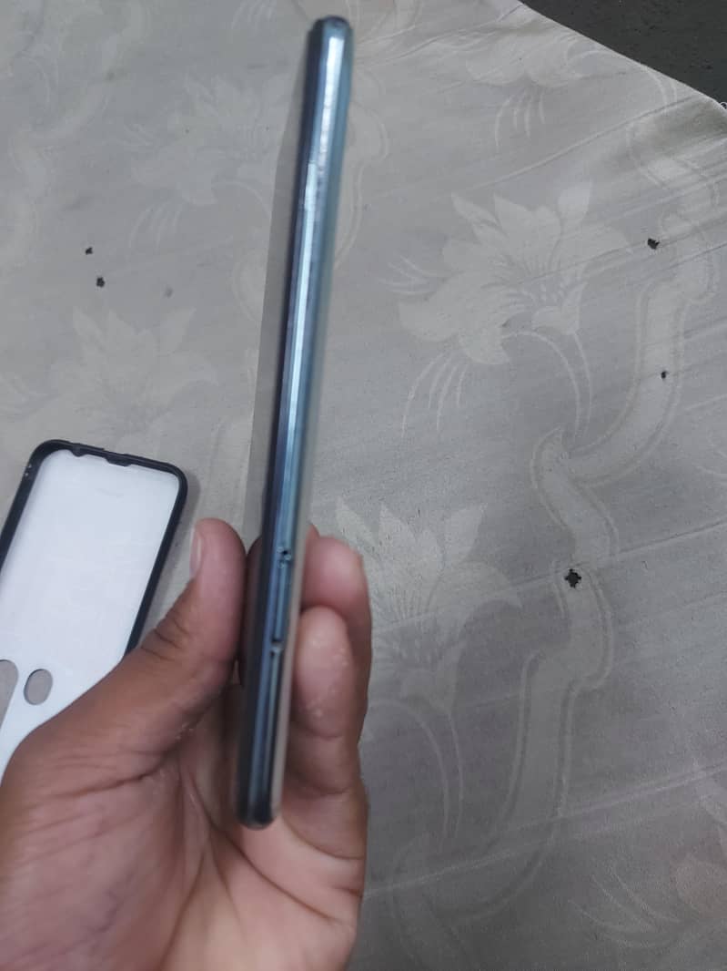 Tecno camon 15 pro 4