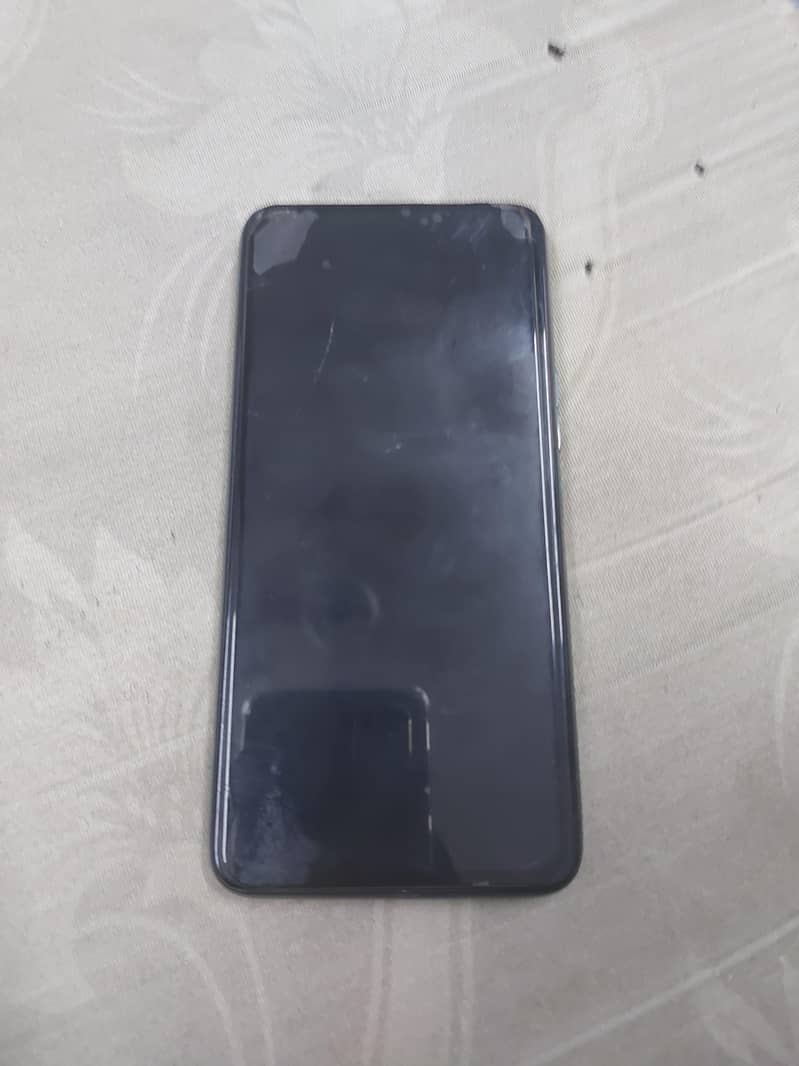 Tecno camon 15 pro 8
