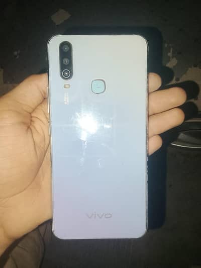 vivo y17