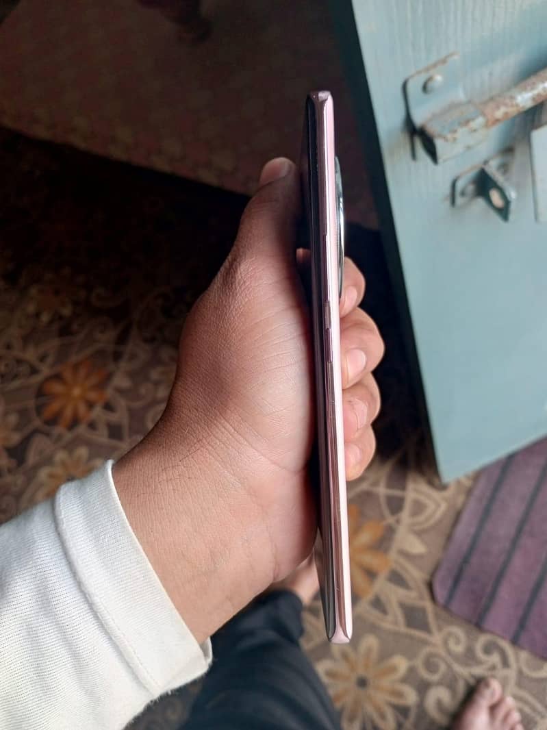 Infinix Zero 40 6