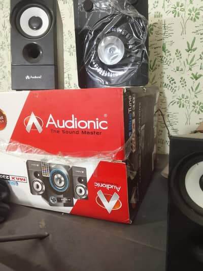 Audionce Bluetooth speaker model 495