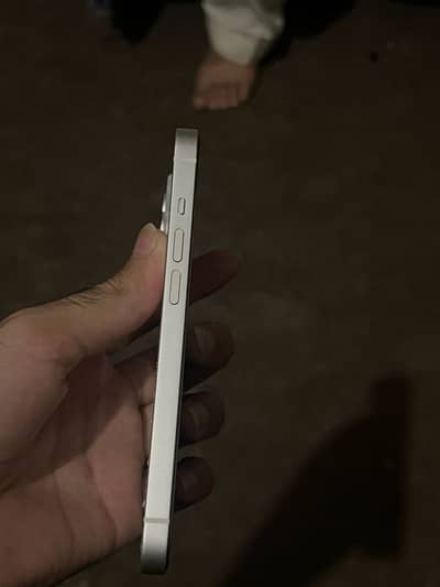 Iam selling Ipone 14 JV